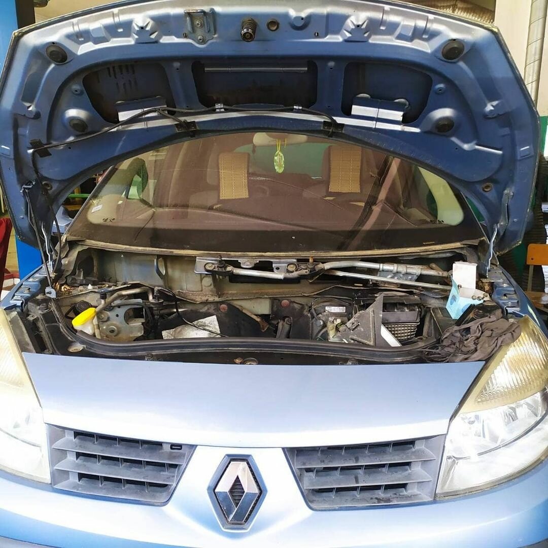 авто, солярис открытый капот, автомобиль, газовые упоры капот toyota corolla 140, открытый капот