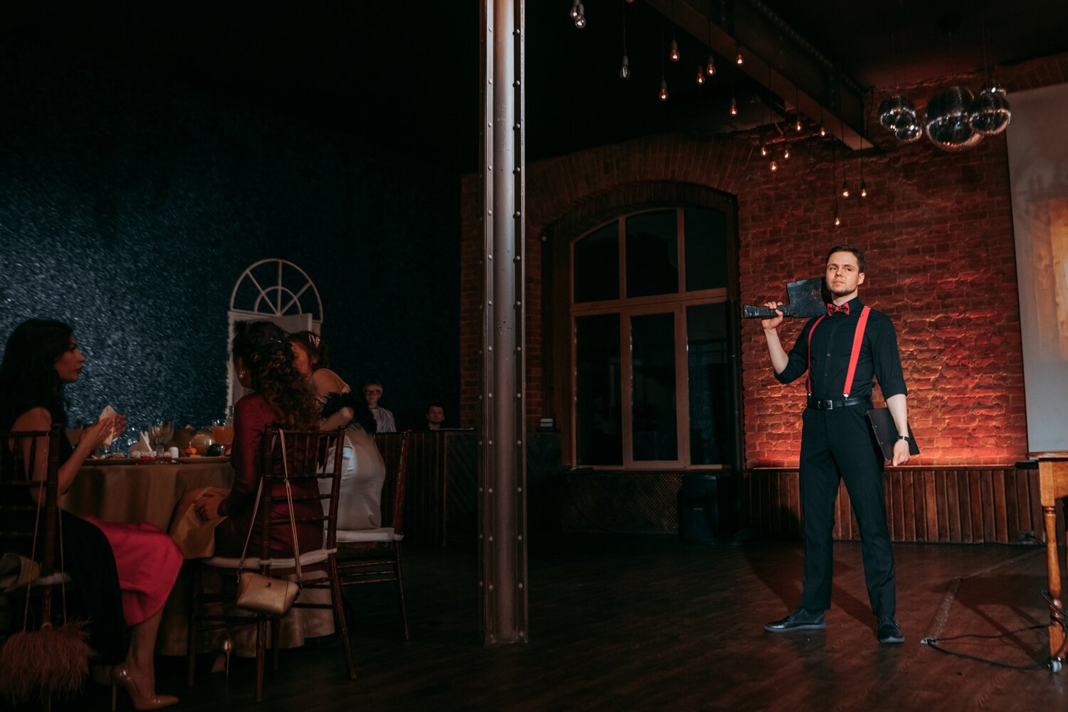 человек, торжество, артисты, заведение, праздник