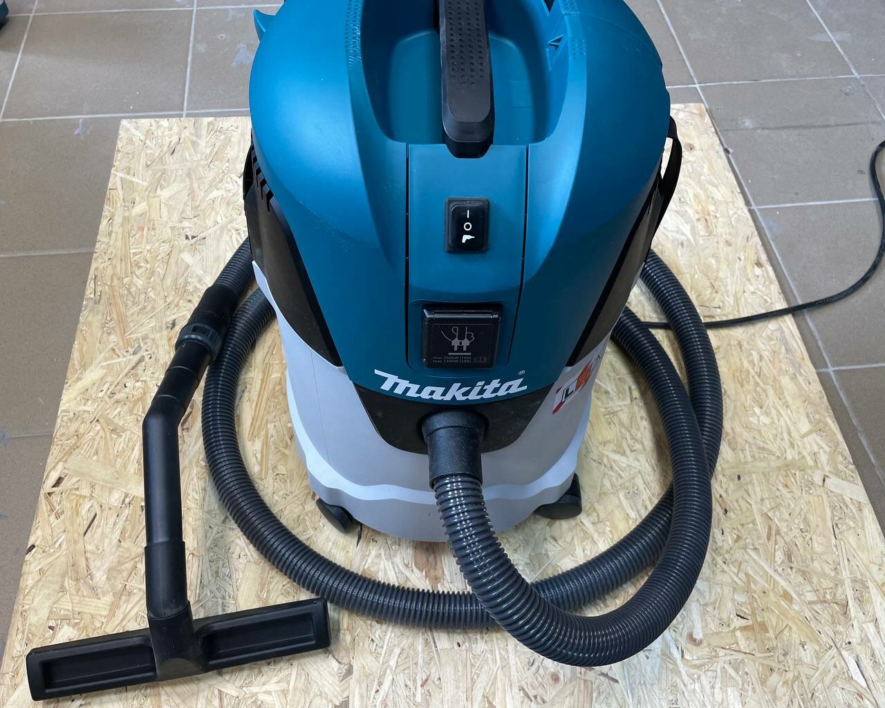 пылесос макита vc2512l, пылесос макита vc3011l, макита пылесос 2012, пылесос makita vc2012l, строительный пылесос makita vc2012l