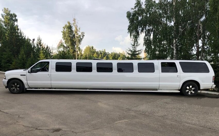 лимузин, лимузин м5, лимузин 2021, форд лимузин 25, ford excursion 2000 лимузин