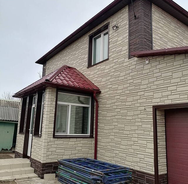 Монтаж фасада из фасадных панелей