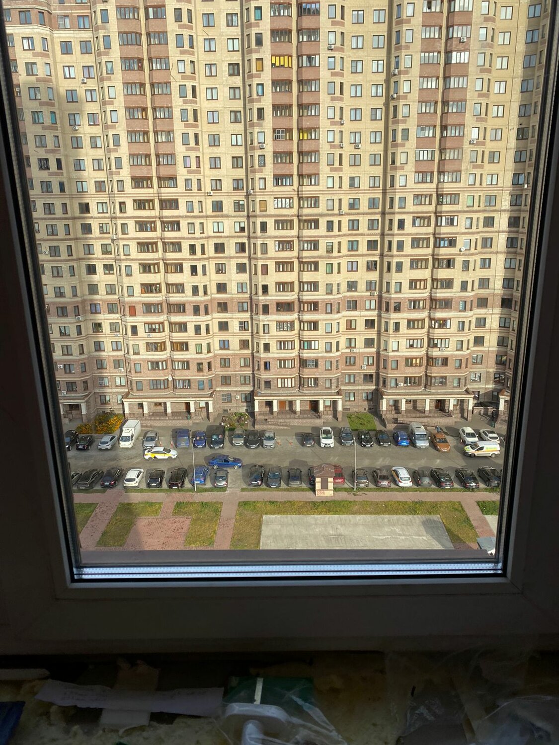 жилой комплекс, квартира, окна, недвижимость, новые дома
