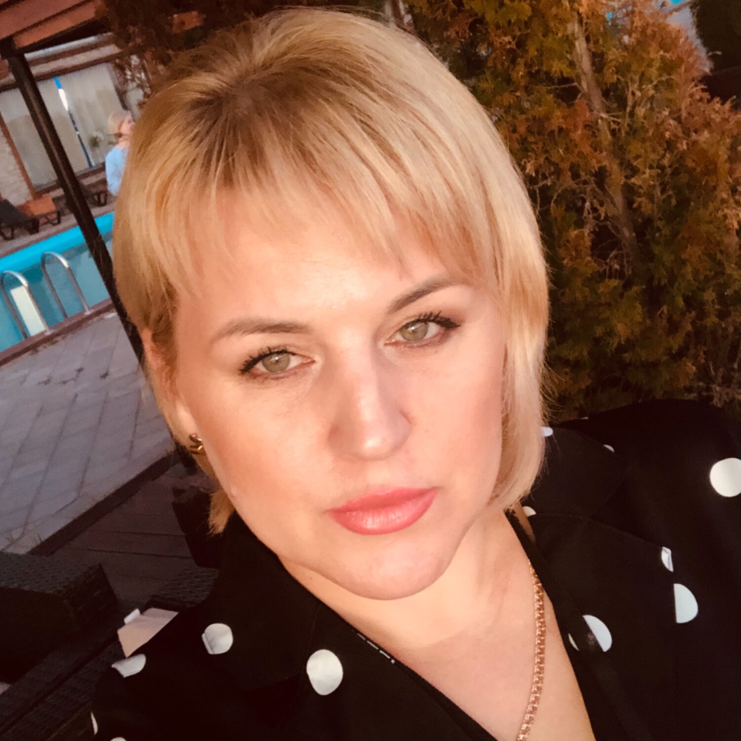 Марина Попова