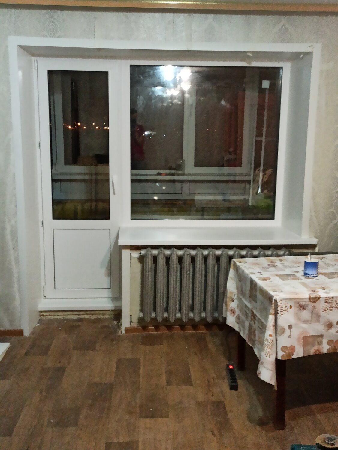 окна, квартира, комната, балконный блок старый, сборка пластикового балконного блока