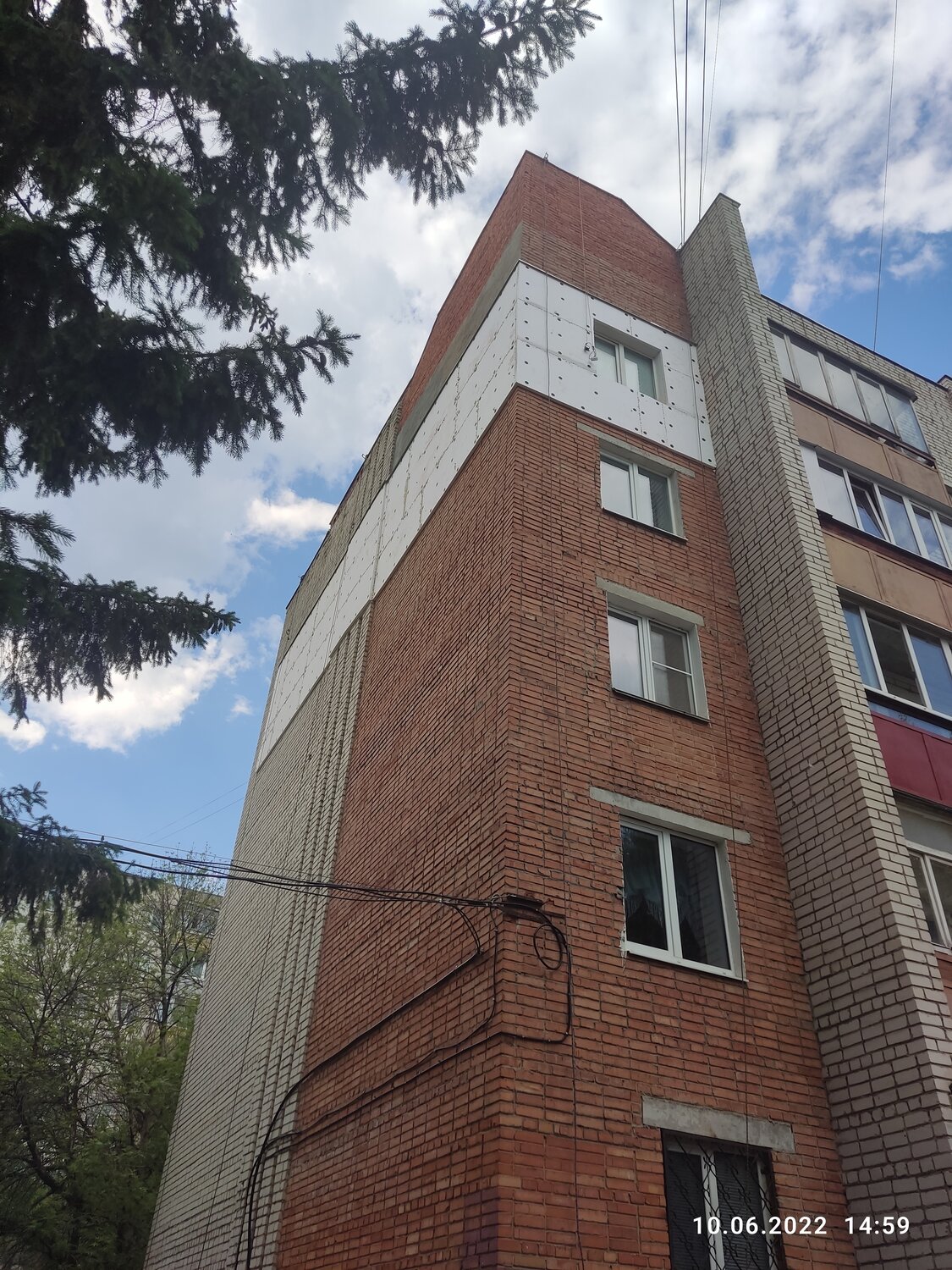 кирпичный дом, улица, жилье, падающий дом, кирпичные дома