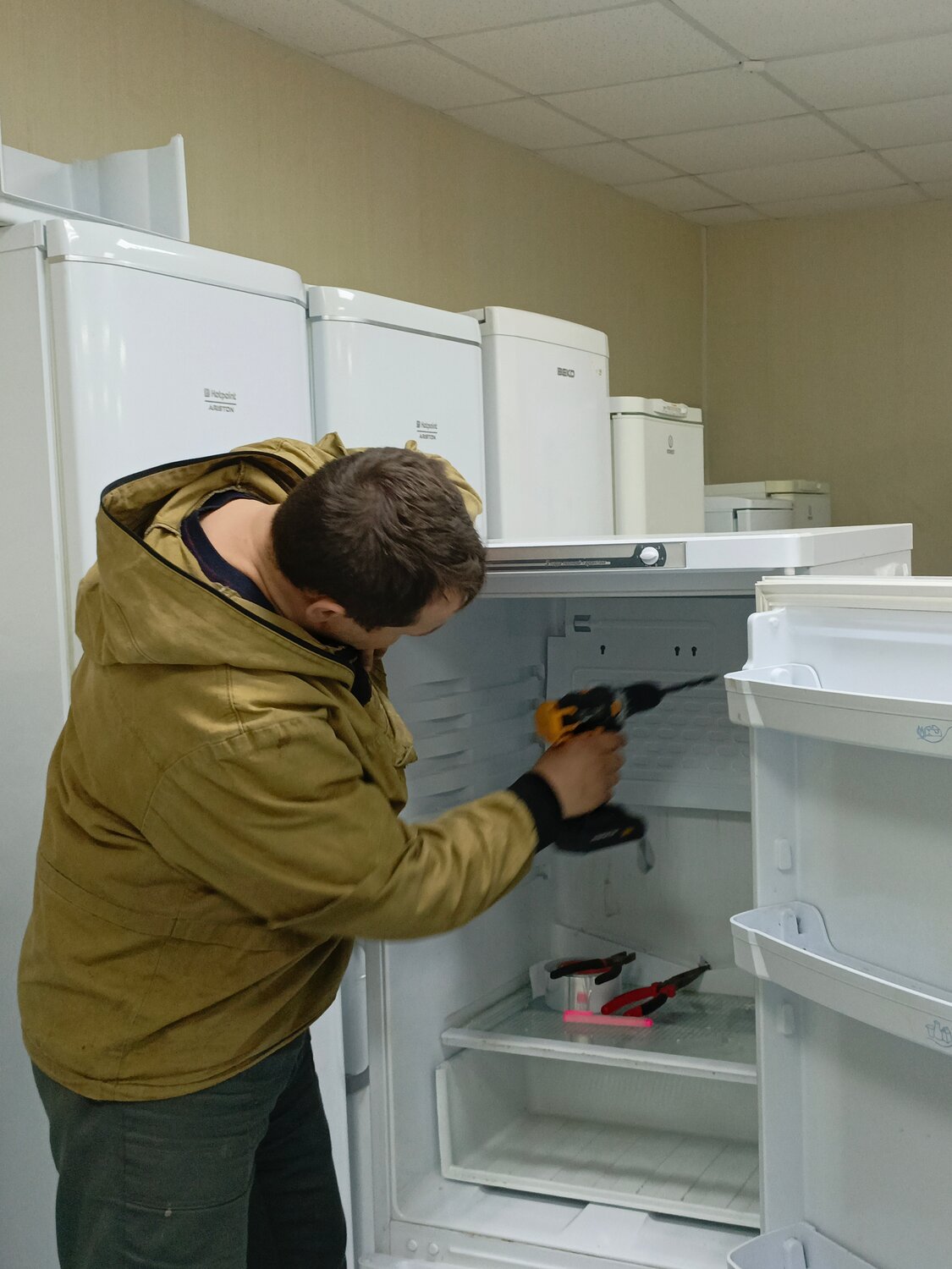 мастер по ремонту холодильников, ремонт холодильника, мастер по ремонту холодильников в раменском, холодильник бу, холодильник