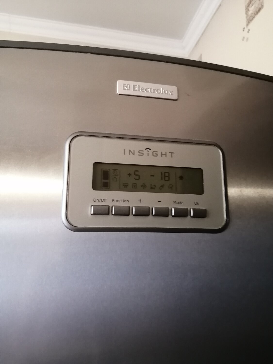 бытовая техника, electrolux, aeg electrolux 4100, electrolux eob32100x, духовой шкаф electrolux eob63300