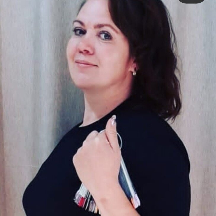 Елена Михайлова