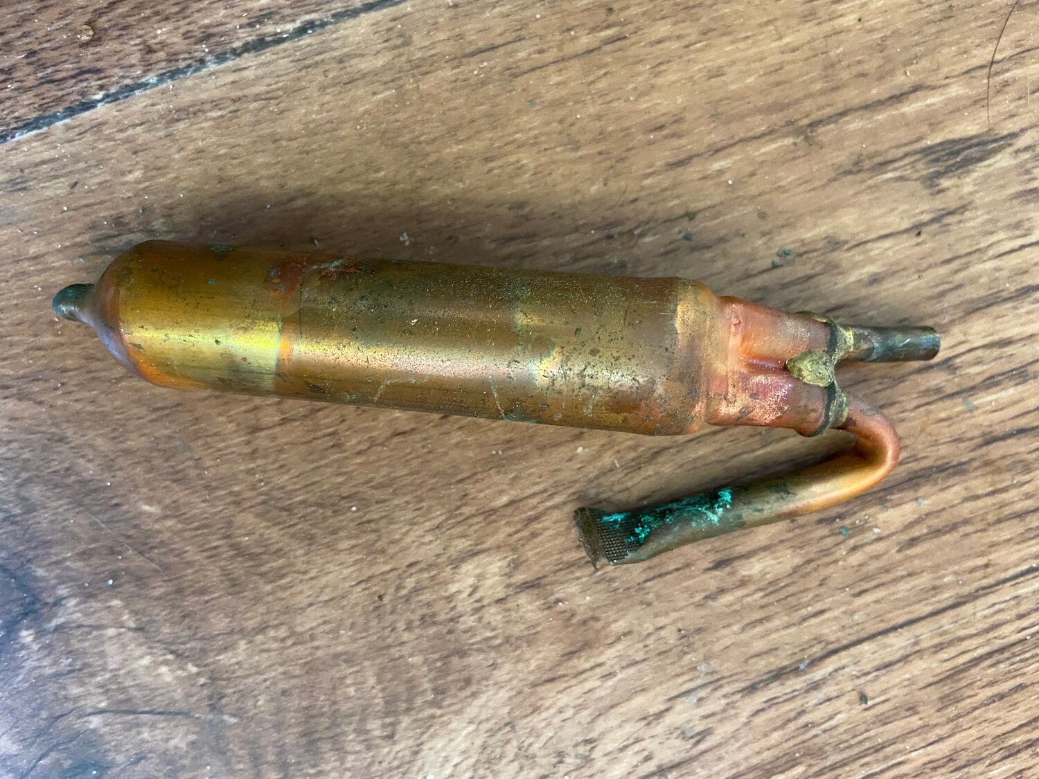 зажигалка из гильзы метро 2033, зажигалка из гильзы, ммг снаряд 45мм, холостой боеприпас, зажигалка из метро