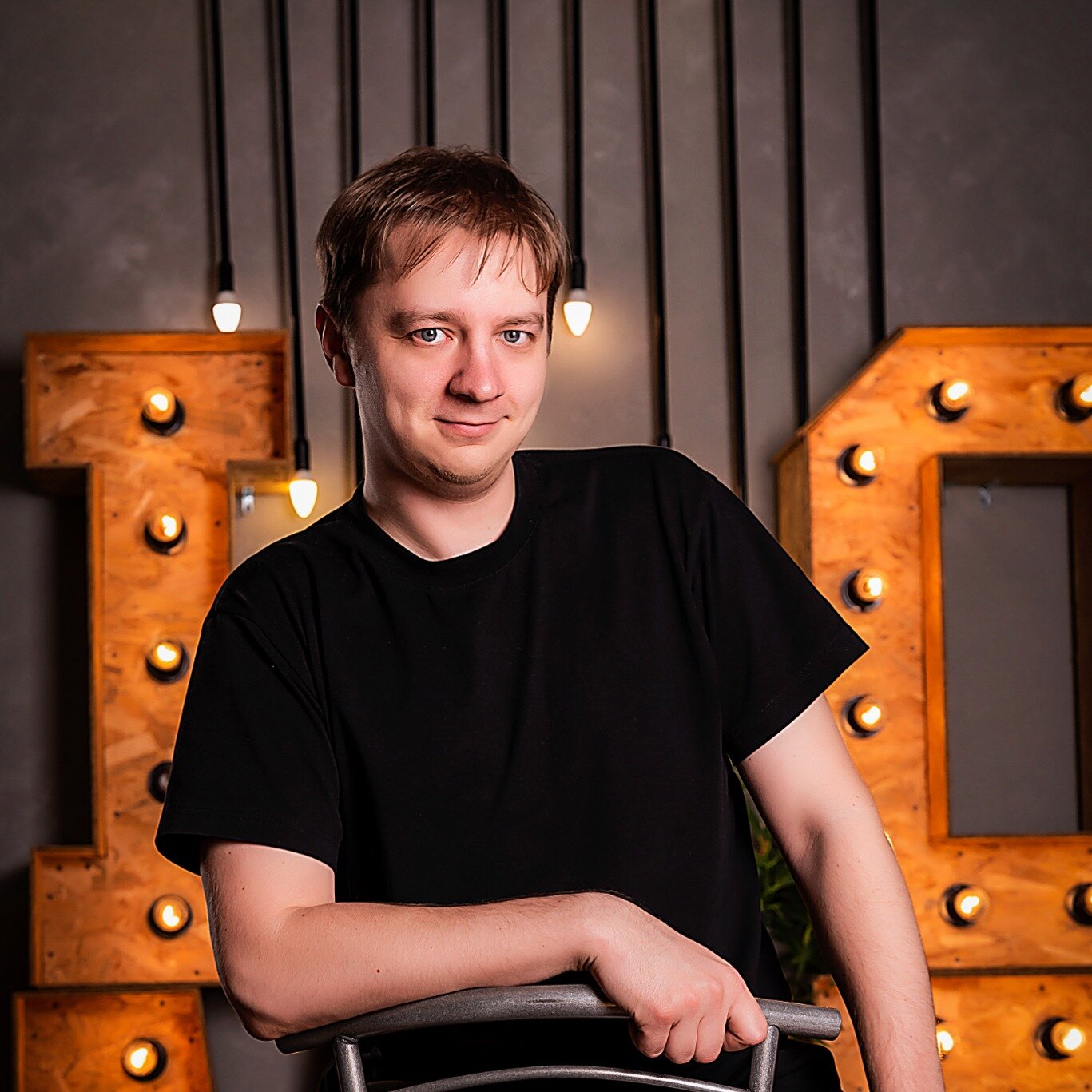 Максим Петров