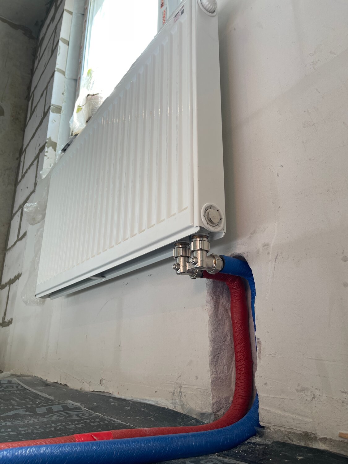 радиатор отопления стальной uponor, радиаторы отопления, радиаторы отопления в полу, батарея рехау для отопления, радиаторы buderus отопления в интерьере