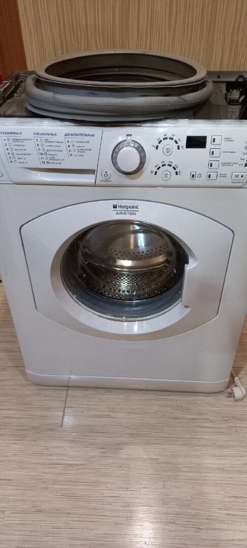 стиральная машина ariston, стиральная машина hotpoint ariston, стиральная машина аристон, стиральная машина хотпоинт аристон 4 кг, стиральная машинка аристон