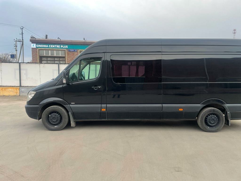mercedes-benz sprinter, фольксваген крафтер фургон, черный фольксваген крафтер пассажирский, фольксваген крафтер грузовой черный, фольксваген крафтер 2012