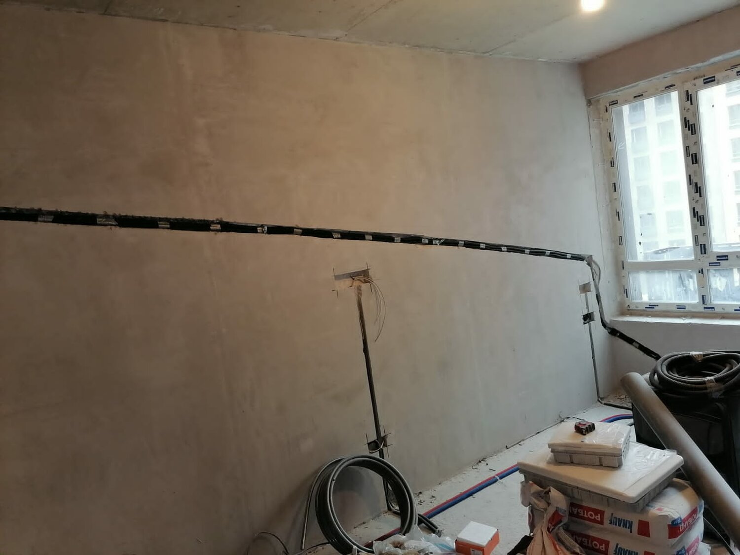 монтаж электропроводки, электропроводка в квартире, электропроводка на кухне, разводка электропроводки, электропроводка