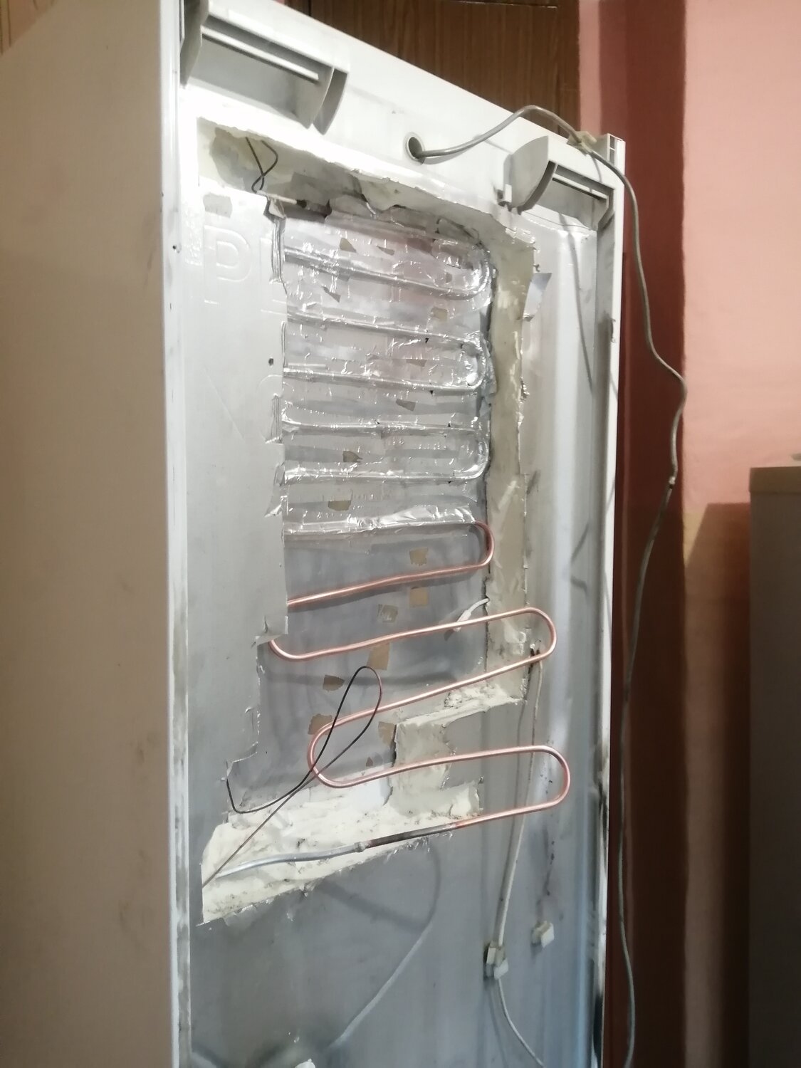 испаритель холодильника либхер, liebherr 4003 испаритель, холодильник, холодильник дх-245-6-000 утечка испарителя, испаритель холодильника