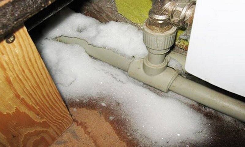 слив воды, водопровод на даче, отопление и водоснабжение, монтаж систем отопления, трубы из полипропилена