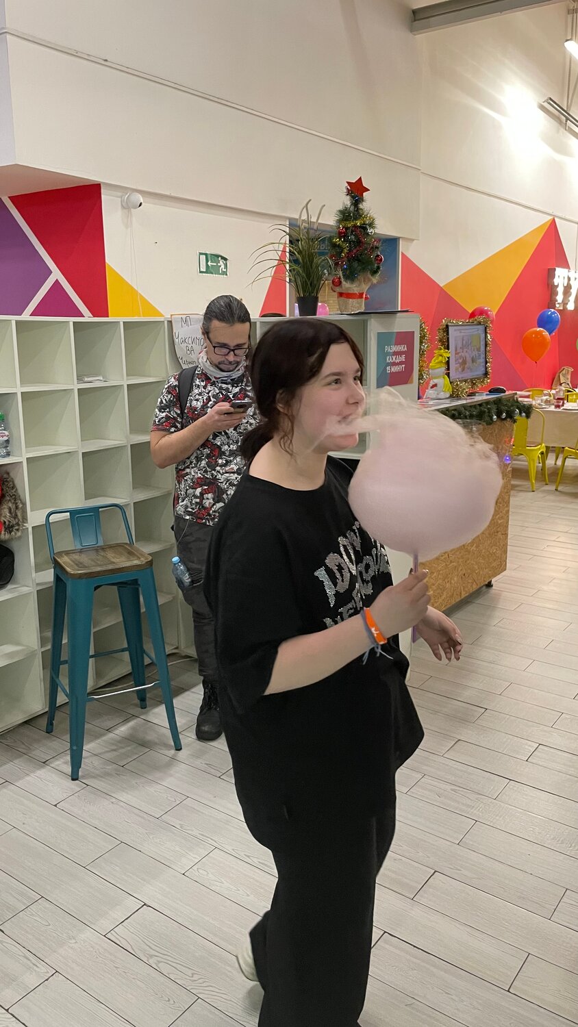 человек, сахарная вата, inst:xaxa_kitty, полина, воздушные шарики