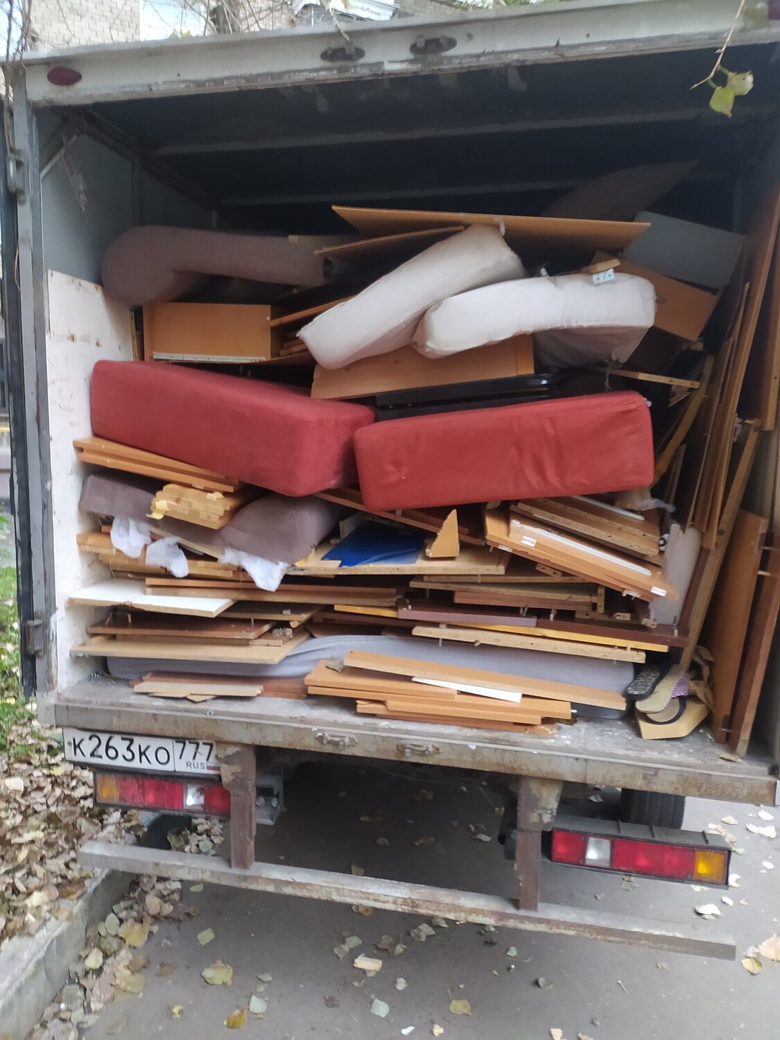 вывоз мусора, вывоз старой мебели, вывозим хлам, вывоз мебели, вывоз мусора газель + 8м3