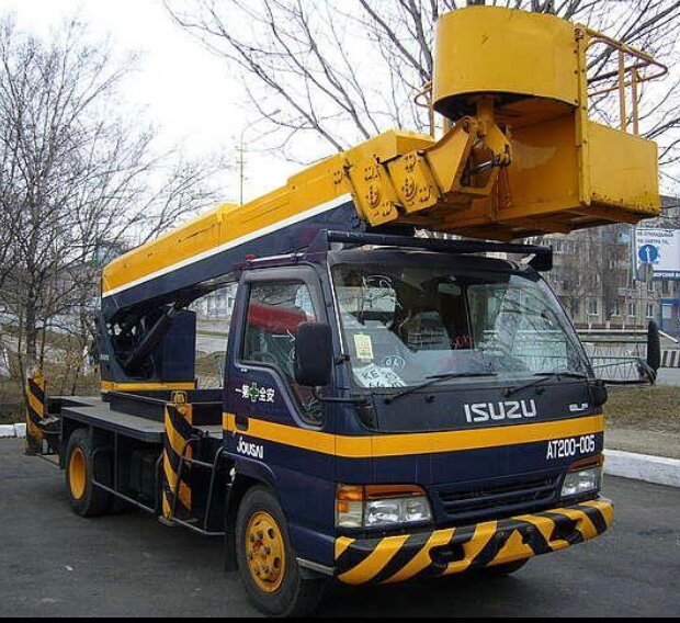 автовышка исузу 23 метра, японская автовышка tadano at-141te (телескопическая), isuzu elf автовышка, автовышка вылет стрелы 25 м, mitsubishi fuso автовышка