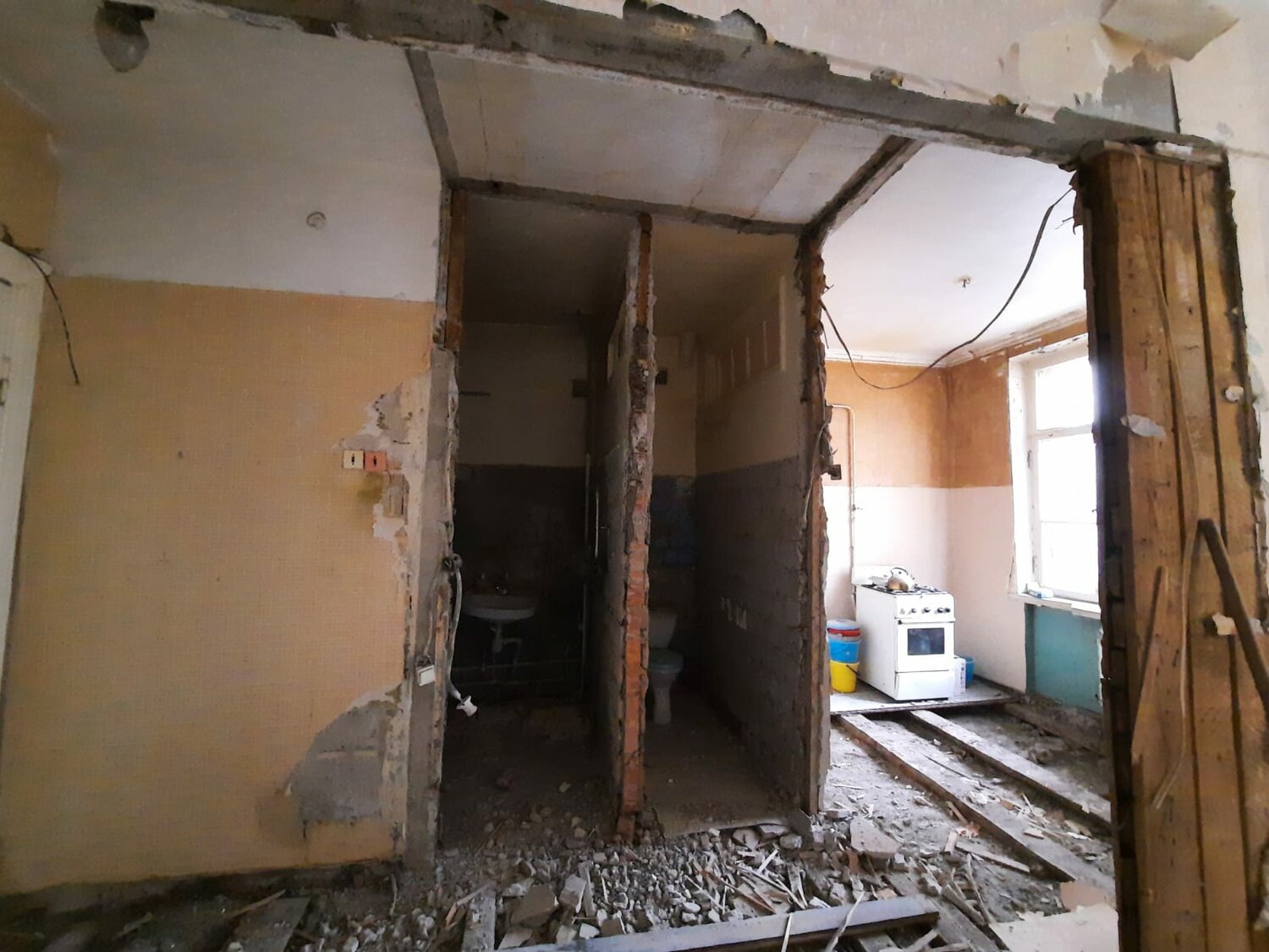 квартира, ремонт, проем, слом перегородок в хрущевке, балки в хрущевках