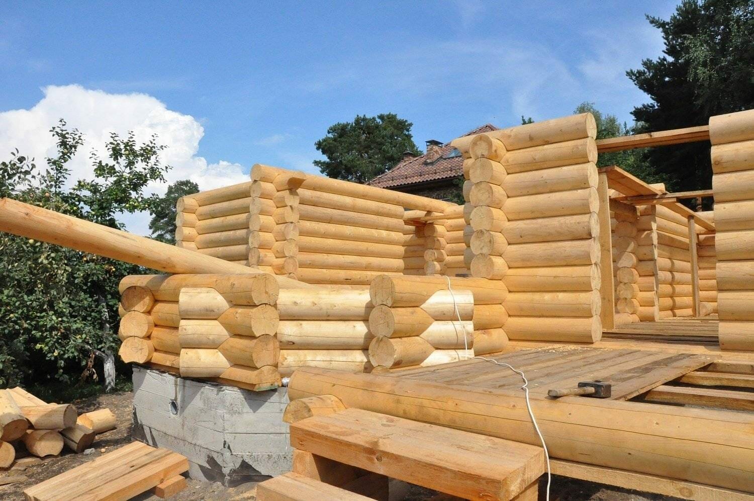 сруб из бревна, сруб для бани, сруб бани из бревна, сруб дома, оцилиндрованное бревно дом