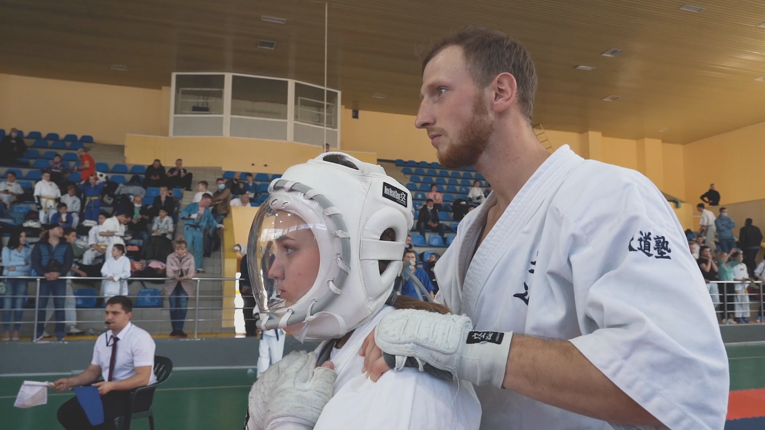 мужчина, baltic cup 2021 киокушинкай каратэ, человек, приёмы карате для детей, первенство города барнаула по кекусинкай 2021