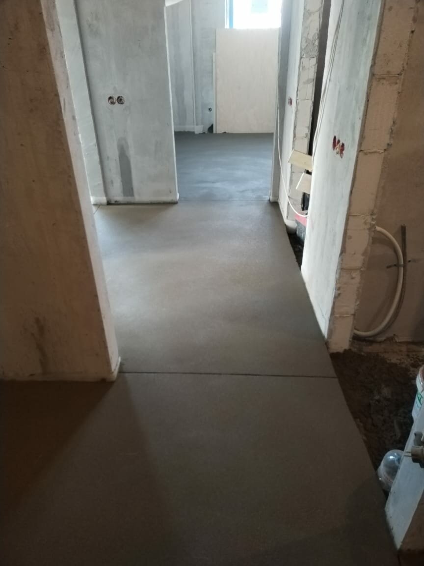 стяжка пола, устройство стяжки пола, стяжка пола в квартире, полусухая стяжка, полусухая стяжка пола