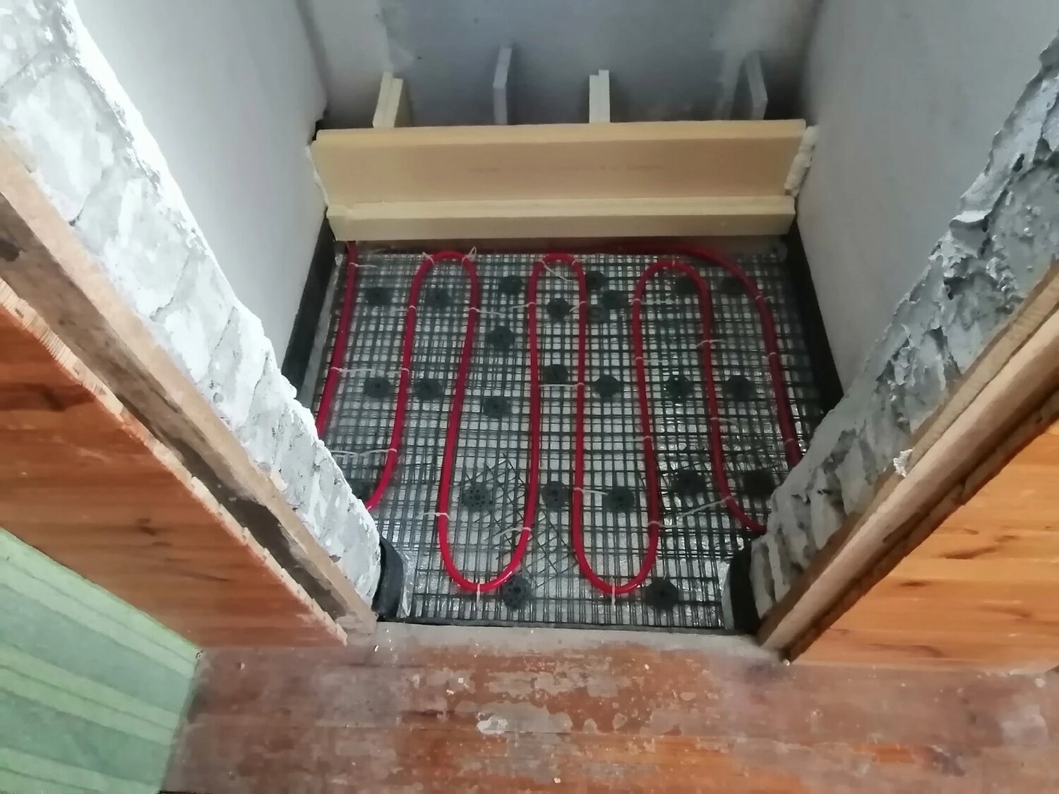 монтаж теплого пола, электрический теплый пол, тёплый пол, стяжка теплого пола, укладка теплого пола