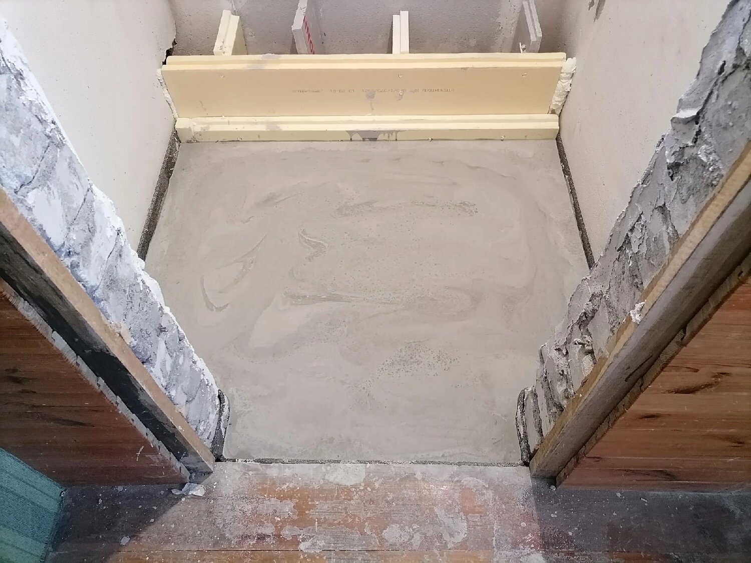 утепление пола балкона, гидроизоляция балкона, утепление балкона, пол на балконе, гидроизоляция балконной плиты с отливом