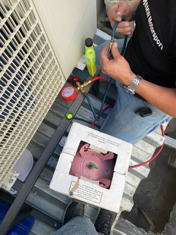 кондиционер, чистка кондиционера, заправка кондиционера, установщик кондиционеров, утечка фреона