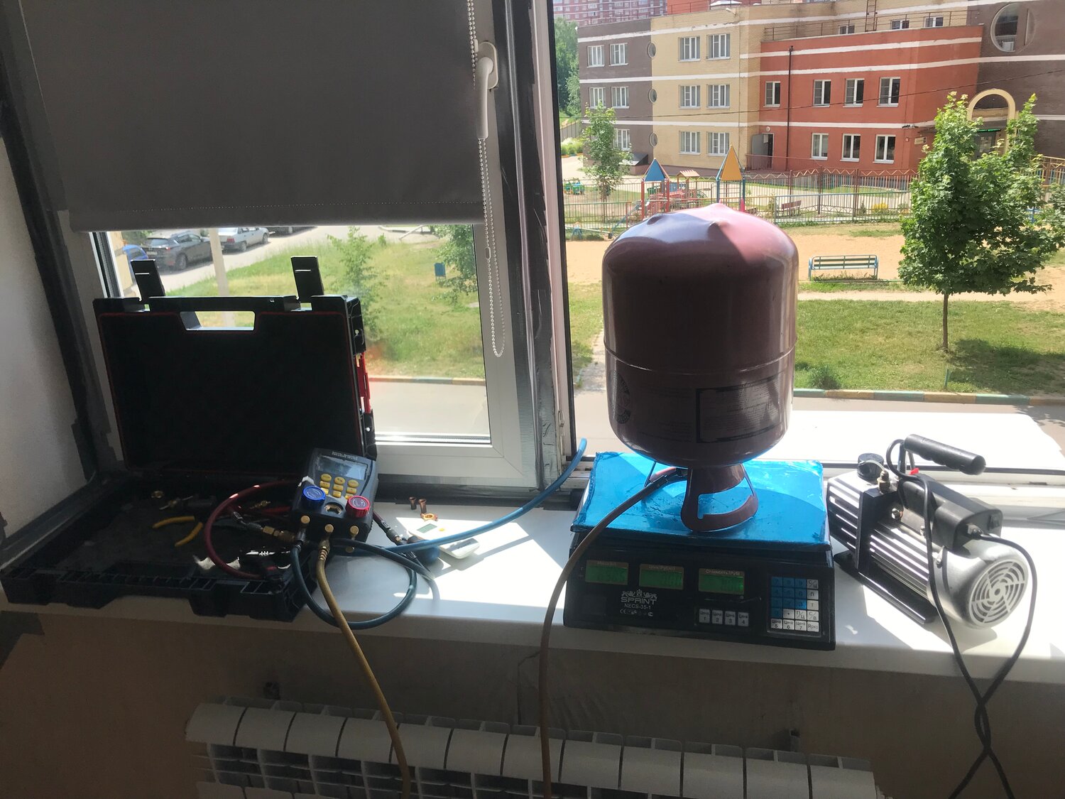 дозаправка холодильника фреоном r22, заправка фреоном r12 холодильника, заправка холодильника фреоном, кондиционеры сплит системы, ksur280hfan3-40 заправка фреоном