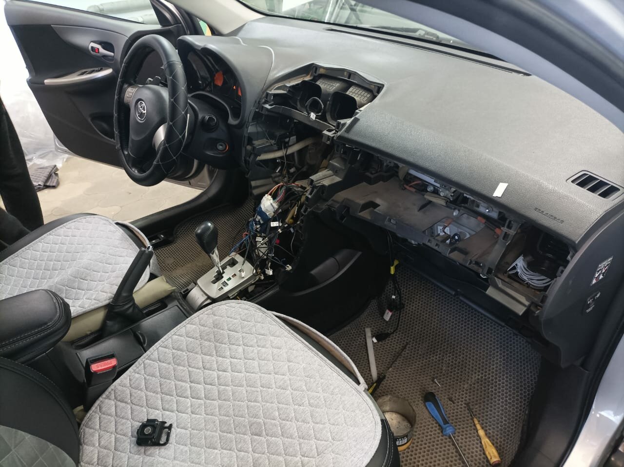 toyota prius, toyota prius 2012, бу авто, тойота приус 2016 г черный, автомобиль