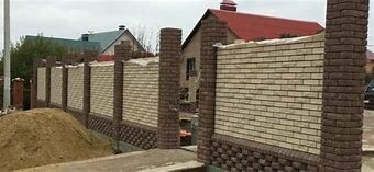 забор из кирпича, кирпичный забор, забор из силикатного кирпича, заборы из кирпича для частного дома, забор из белого кирпича