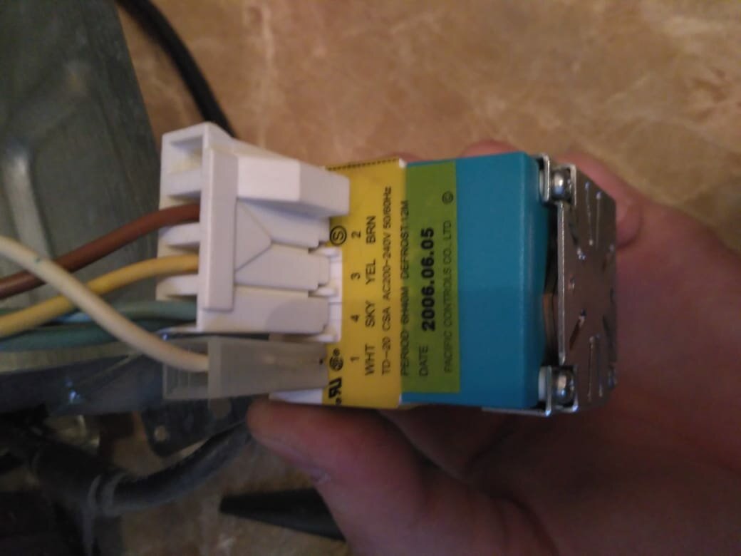 рено сценик 2 транзистор отопителя, бытовая техника, колодка с202 airbag, адаптер, таймер холодильника самсунг ноу