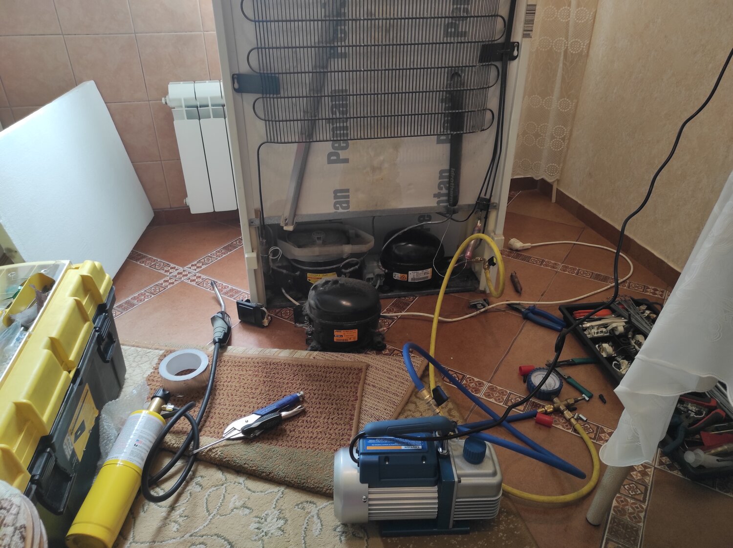 бытовая техника, клапан на фреон для холодильника, техника, бытовая техника холодильник, бытовые холодильники