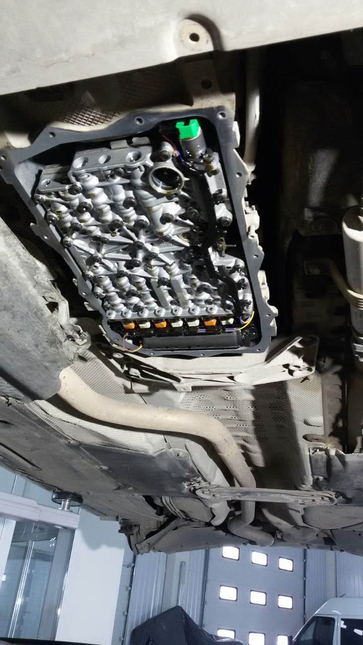 масло в акпп bmw x5 e70 3.0, мехатроника 6hp26, масло акпп passat b6 aisin, масло в акпп ягуар xf 3.0, bmw akpp 1993 525i jatco zamena masla