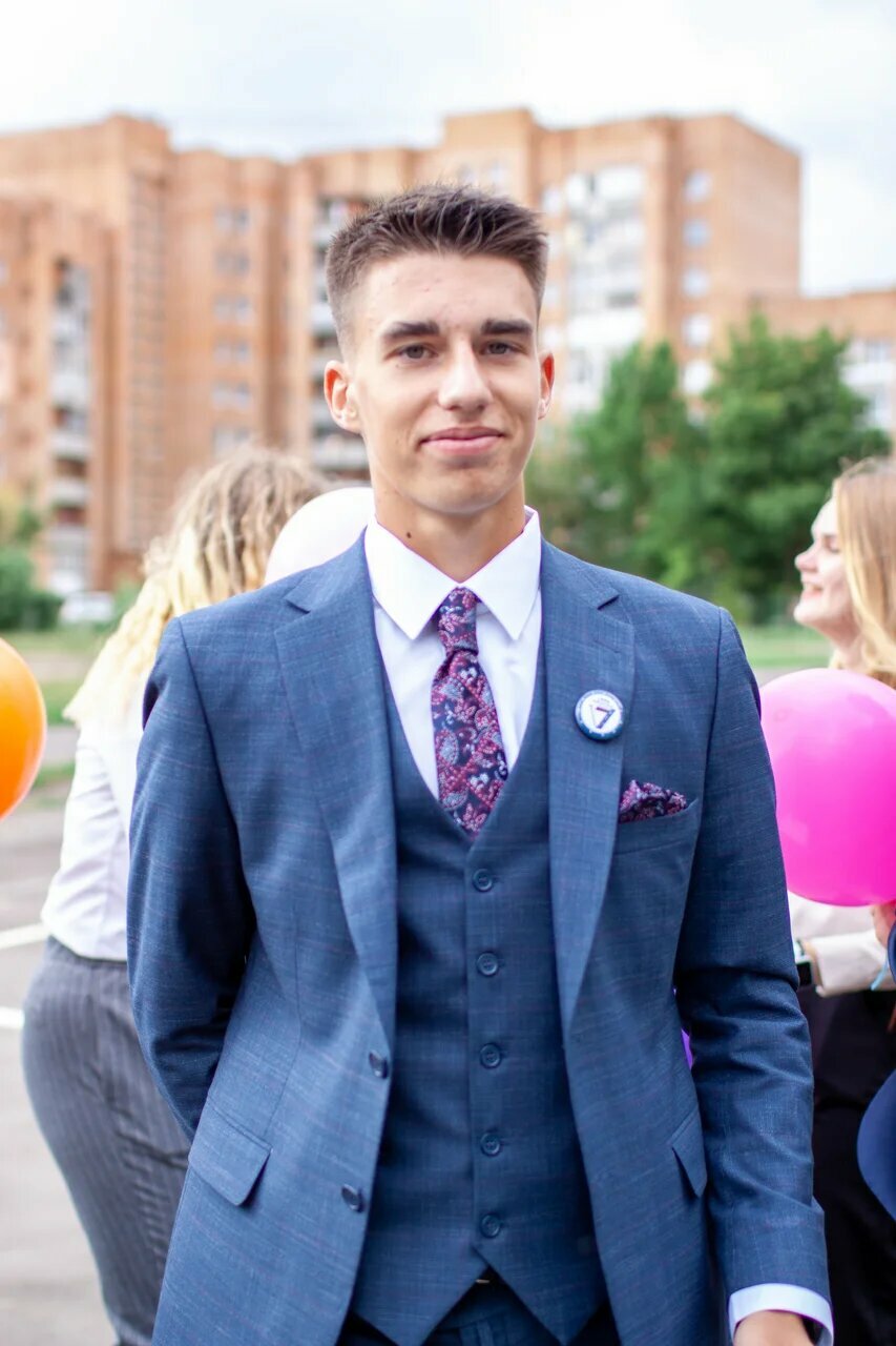 Дмитрий Тонков