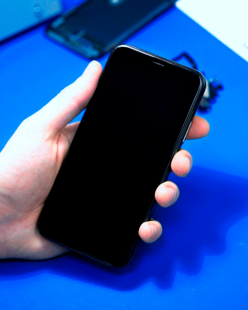 смартфон, мобильный телефон, iphone, айфон 8 черного цвета, iphone x black hand