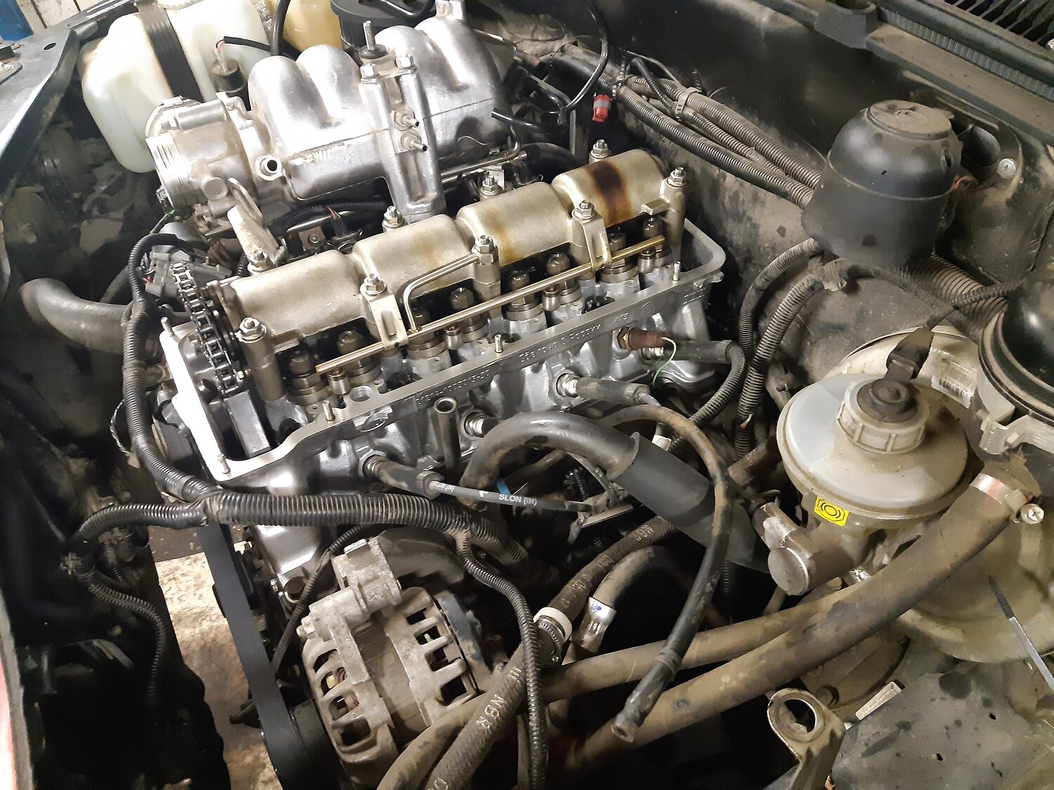 двигатель тойота 2l дизель маслосъемные колпачки, двигатель nissan primera p12 1.6, замена прокладки головки блока цилиндров на рено симбол, снятие головки джили эмгранд ес7, дизельный двигатель