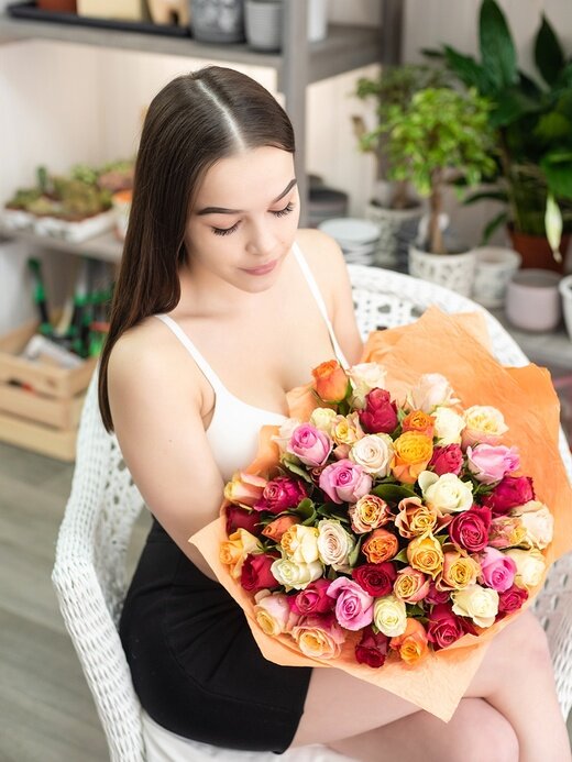 101 роза кения, букет 101 кенийская роза, букет, 51 роза микс, роза кения микс 40 см
