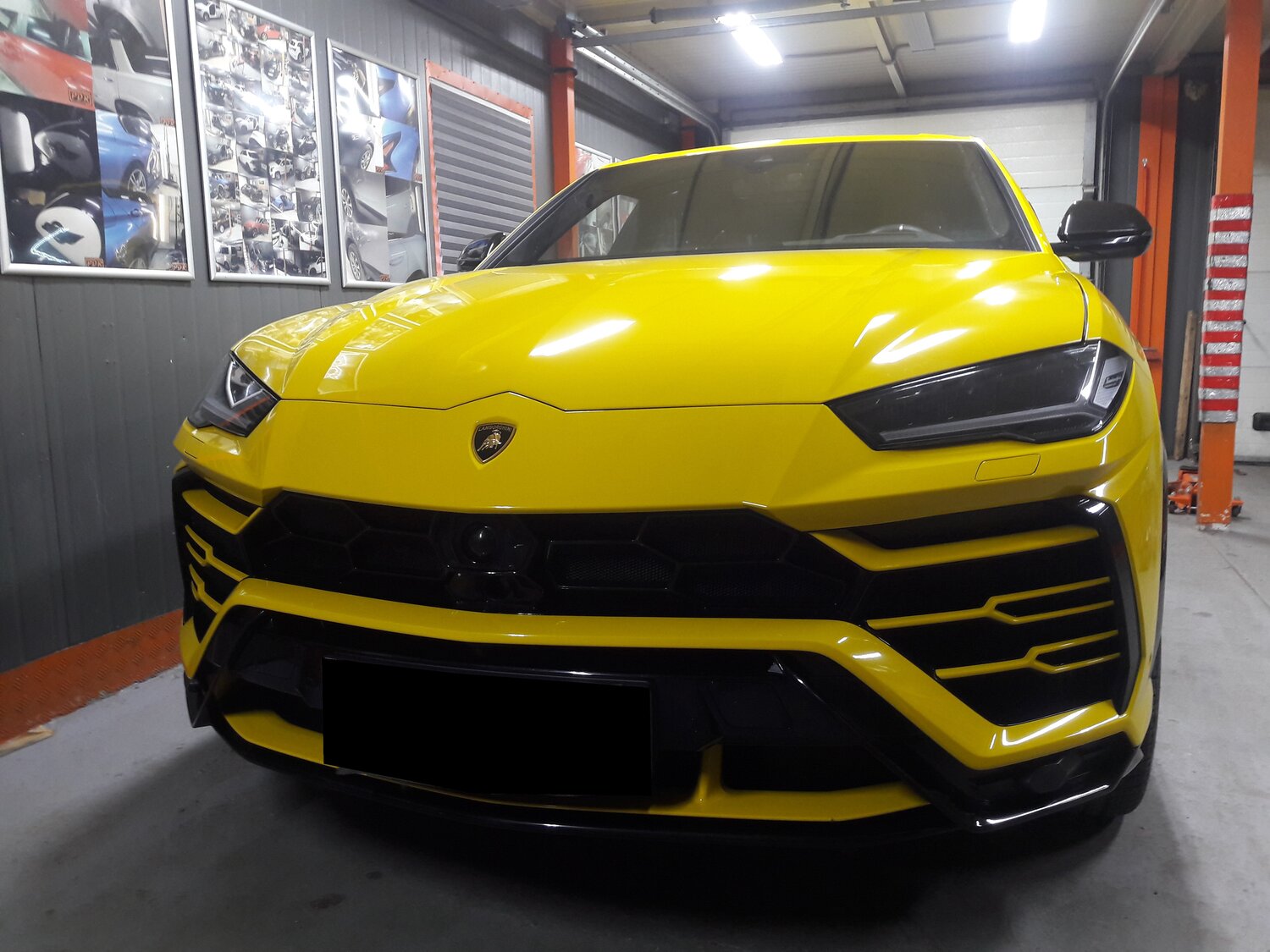 lamborghini urus, lamborghini urus 2019 карбон, lamborghini urus 2018, lamborghini urus фара, Mercedes-Benz AMG GT