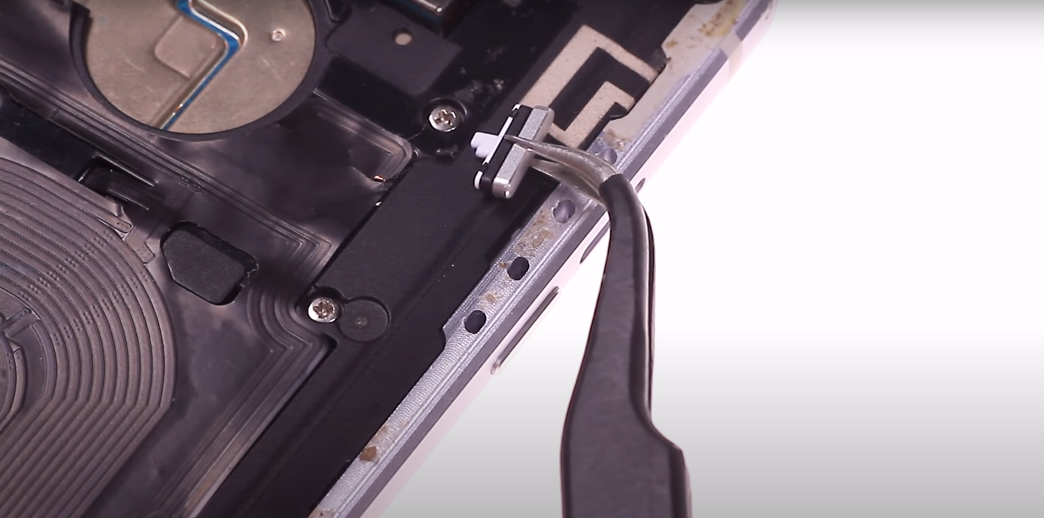 кнопка блокировки на айфон 6, циркуляция воздуха ps4 slim, wwan разъем в ноутбуке, переключатель беззвучного режима iphone 6s, разборка hp envy 360 15