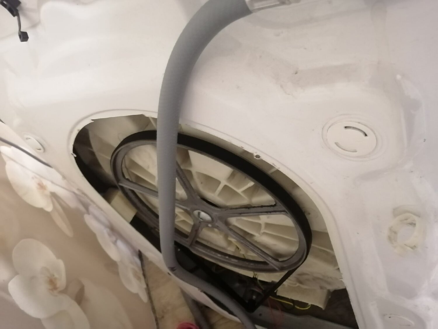 индезит стиральная машина барабан не, стиральная машина indesit mise 705 sl, стиральная машина hotpoint ariston замена тэна, indesit не вращается барабан, внутренности стиральной машины