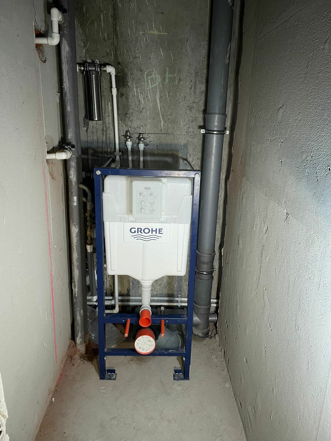 монтаж инсталляции унитаза grohe, инсталляция для унитаза grohe подводка, инсталляция grohe слив гофра, инсталляция полипропилен, монтаж инсталляции грое