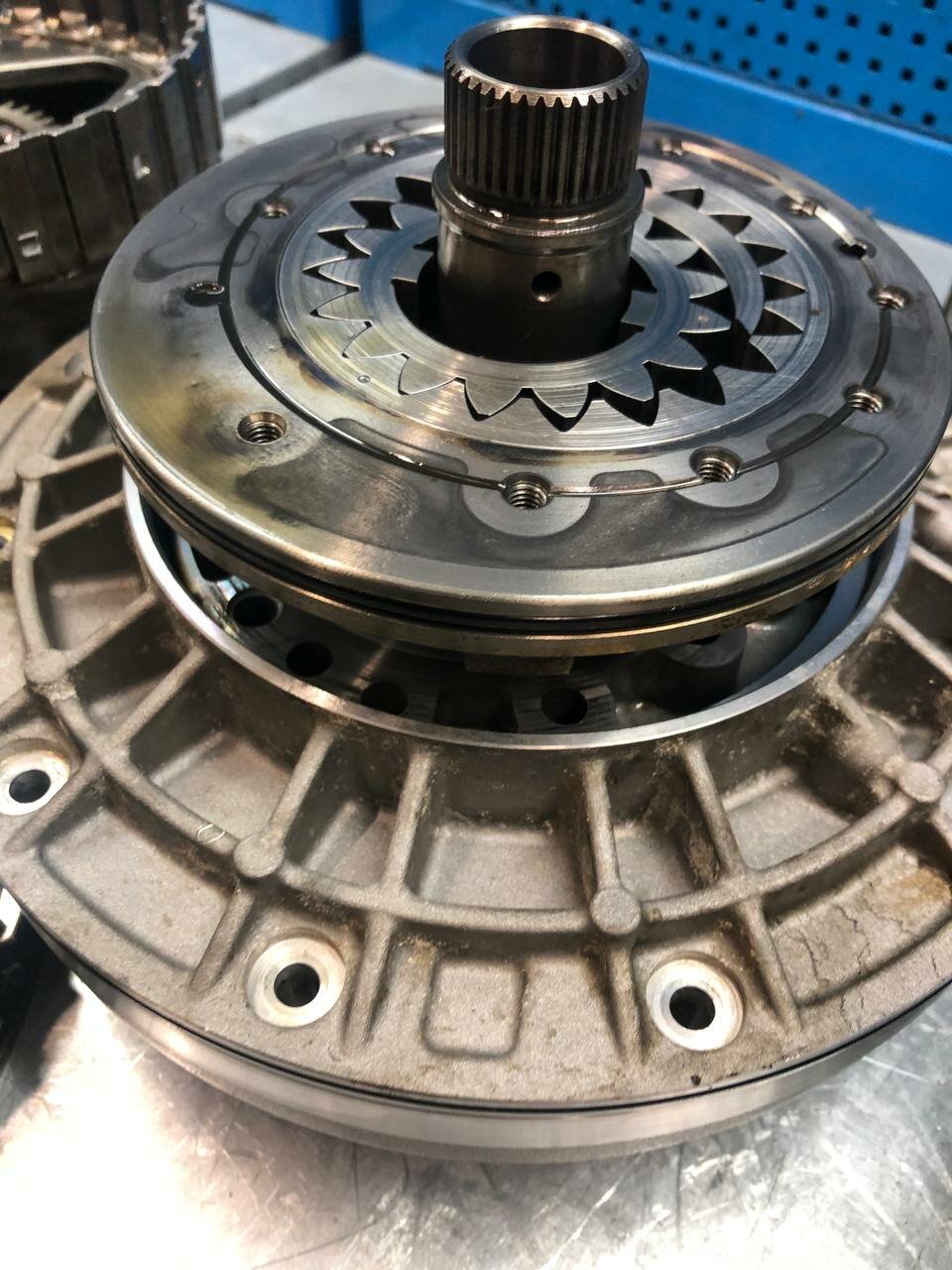 масляный насос акпп 6hk1, насос акпп туарег, масляный насос акпп zf 6hp26, масляный насос акпп 5r55e, масляный насос акпп zf 6hp21