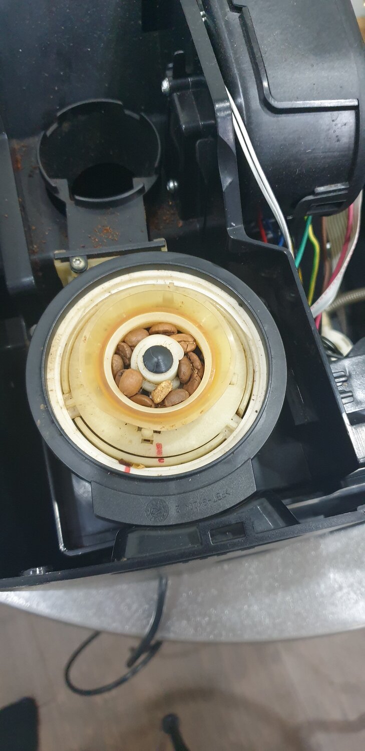 кофемолка в кофемашине siemens eq5, кофемашина krups, кофемашины bosch, кофемашина saeco, регулировка жерновов кофемашины