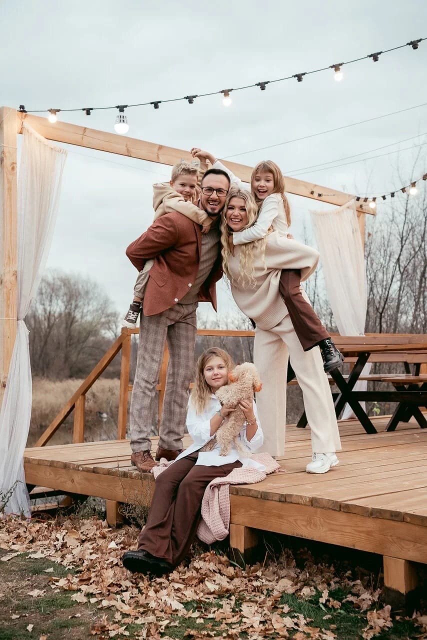 семейная фотосессия, идеи семейной фотосессии, семейные фотографии, семья образ, семейная фотосессия на природе