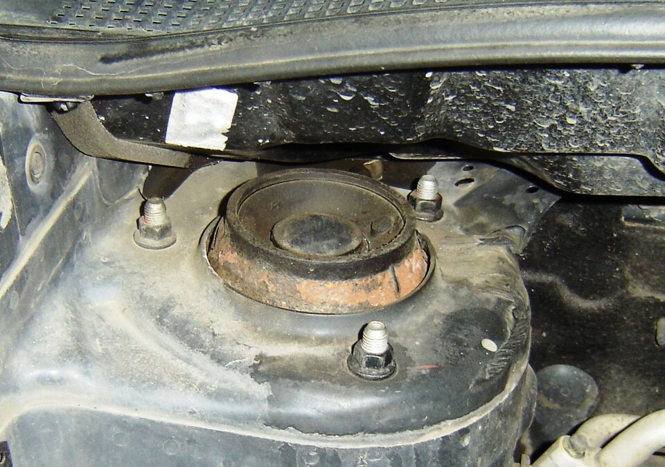 опора амортизатора киа спортаж 2, опорный подшипник шевроле ланос1.5 2008, опора амортизатора, опорный подшипник передней стойки, опора стойки амортизатора