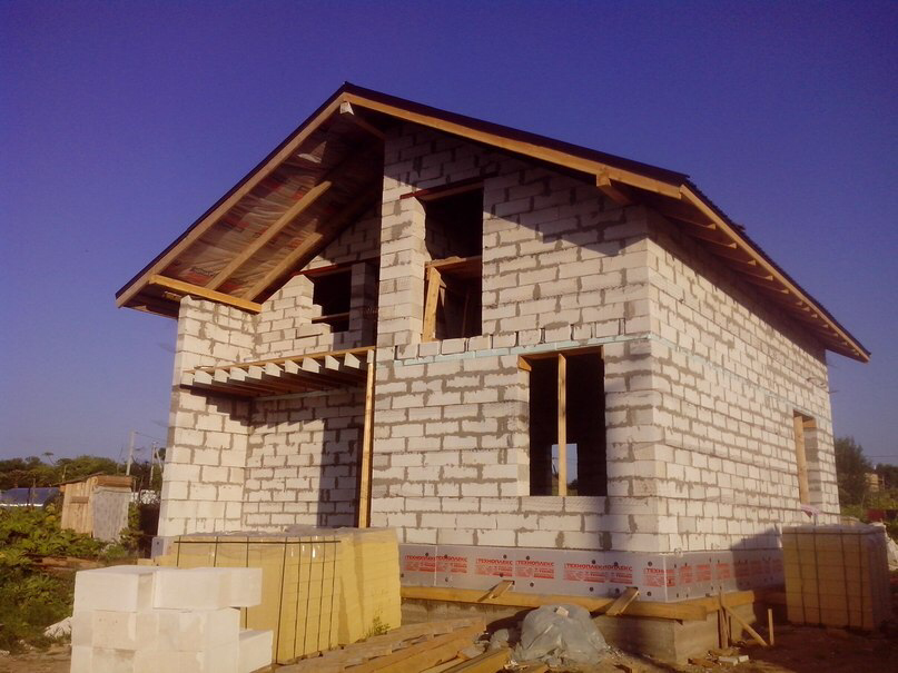 Строительство дома из бетонных блоков