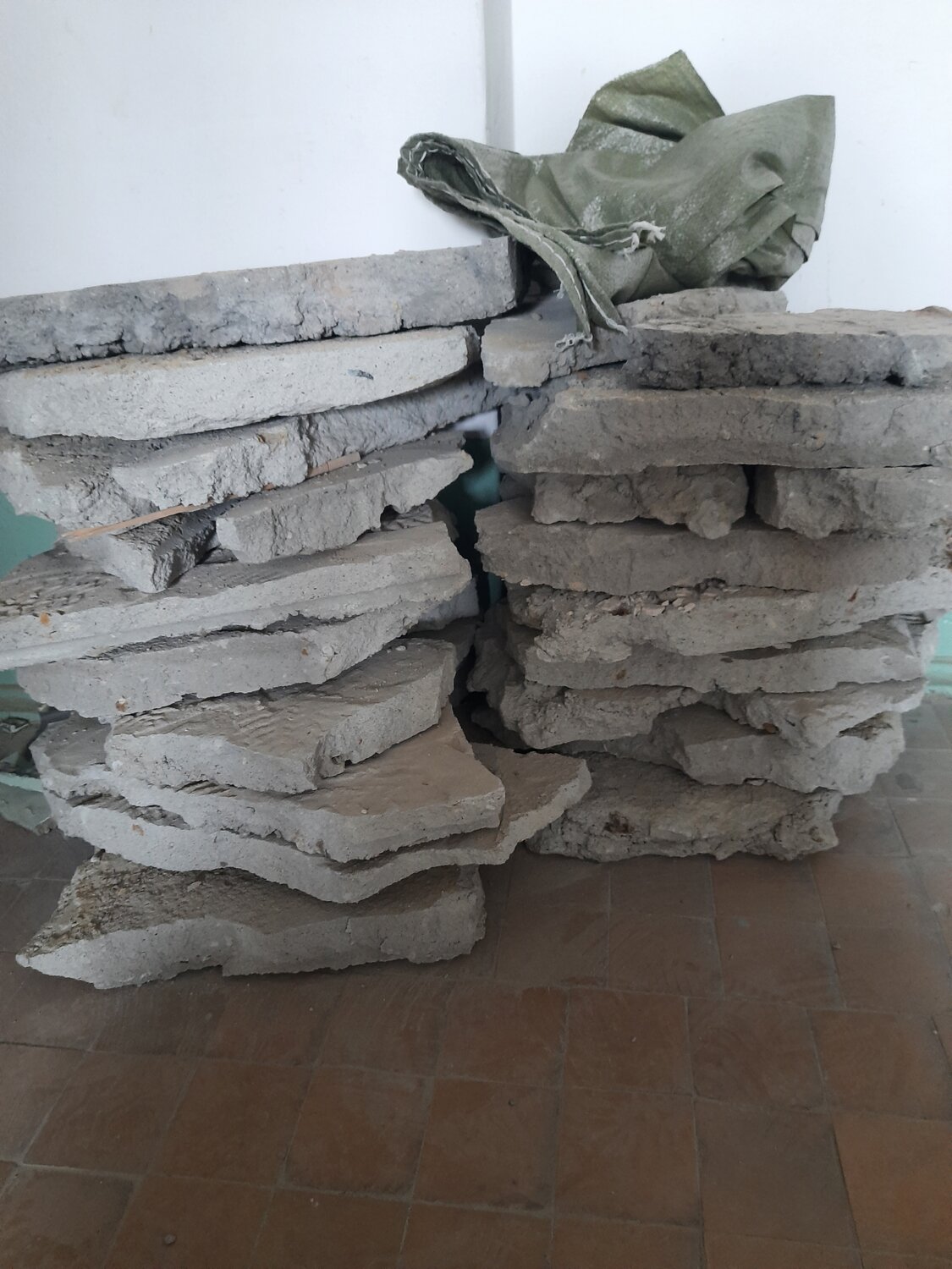плитняк камень, плитняк, плитняк таганайский, природный камень, гранитный плитняк